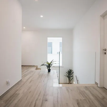 Sofia Atlantica * Lourinha (Lisbon)